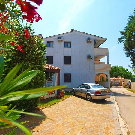Apartment Fuer 3 Personen Ca 28 Qm In Fazana, Istrien Istrische Riviera Fazana